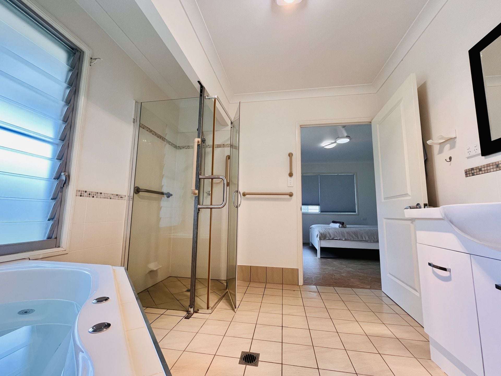 84 Gordon Earl Drive, Millstream For Sale by Farmbuy.com - image 17
