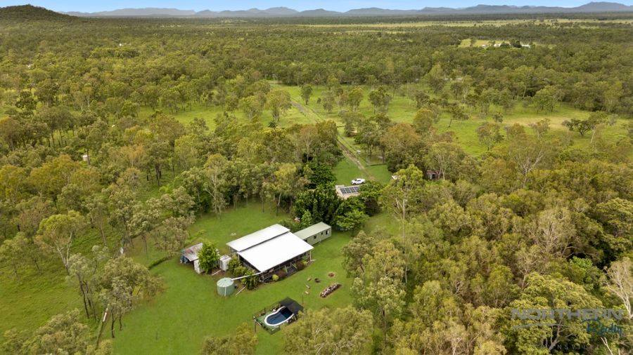 2072 Woodstock-Giru Road, Majors Creek QLD 4816