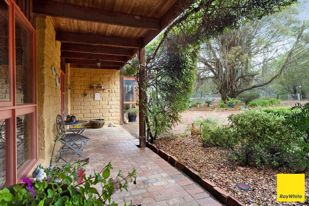 99 Harriott Road, Bywong For Sale by Farmbuy.com - image 2