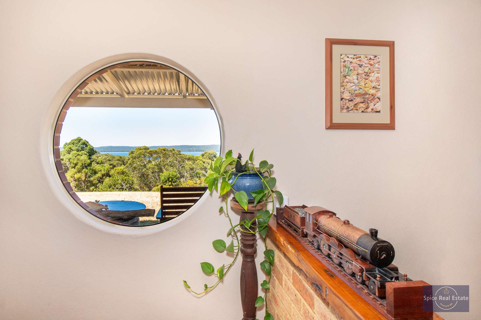 96 Rudgyard Place, Hay For Sale by Farmbuy.com - image 18
