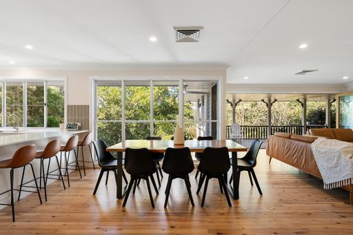 231-233 Rowbotham Street, Middle Ridge QLD 4350
