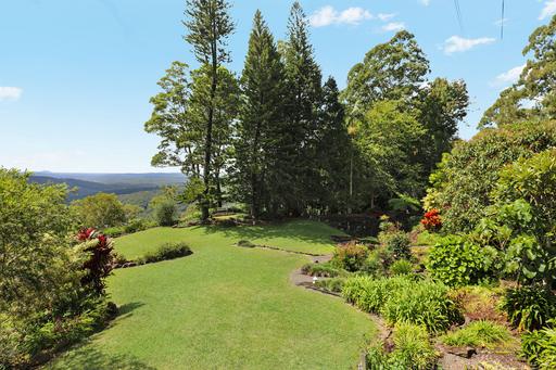 121 Hovard Road, Bald Knob QLD 4552