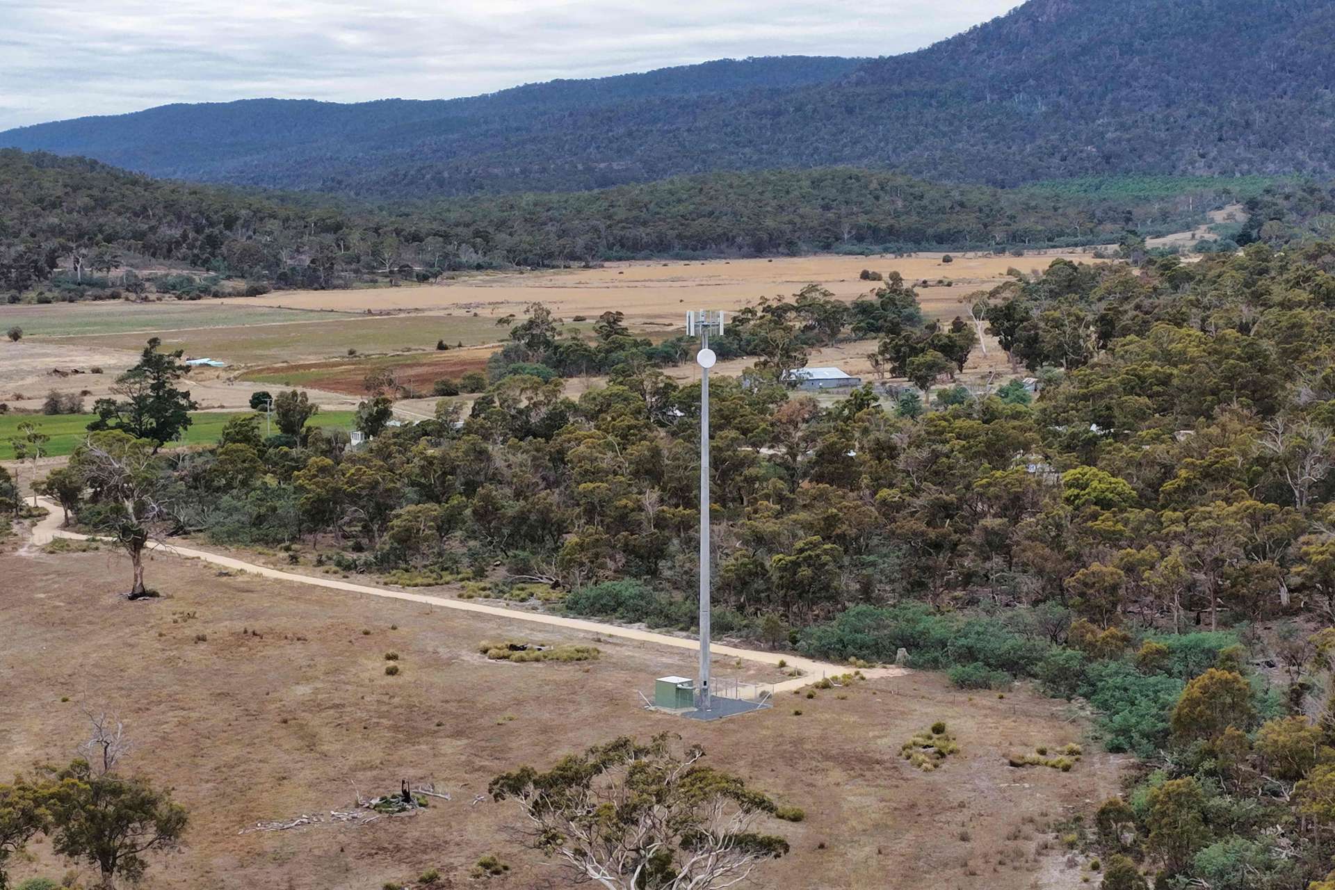 1498 Royal George Road, Royal George For Sale by Farmbuy.com - image 20