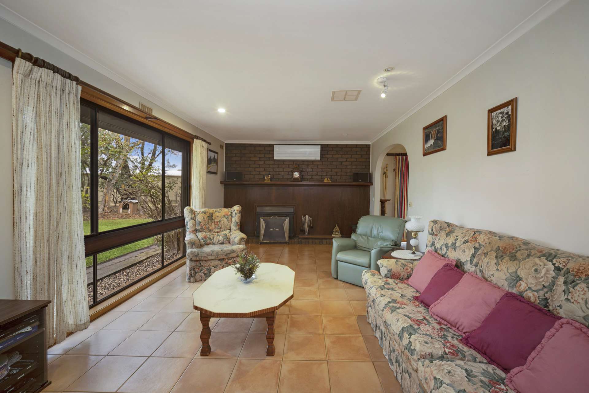 58 E Gibbons Road, Hamilton Sold by Farmbuy.com - image 2