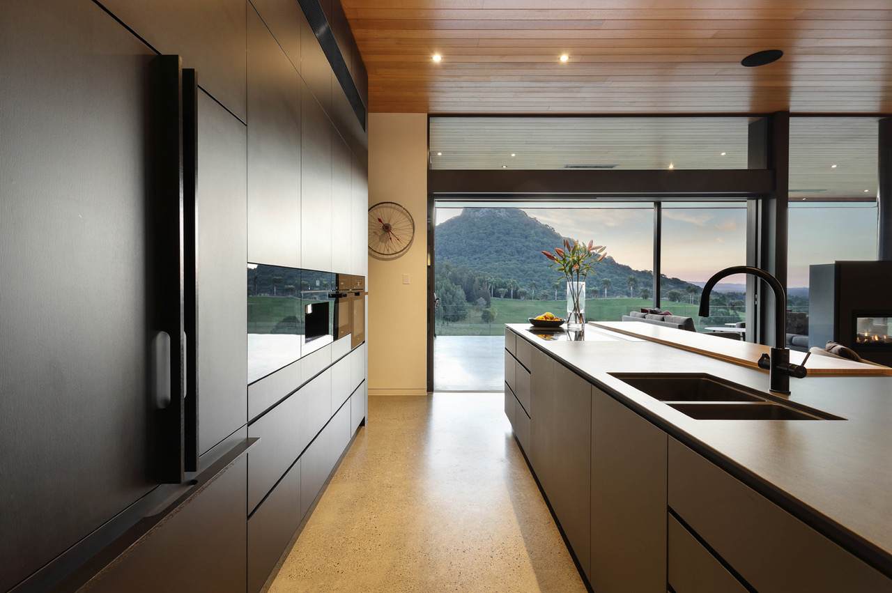 Cooroy Mountain For Sale by Farmbuy.com - image 9