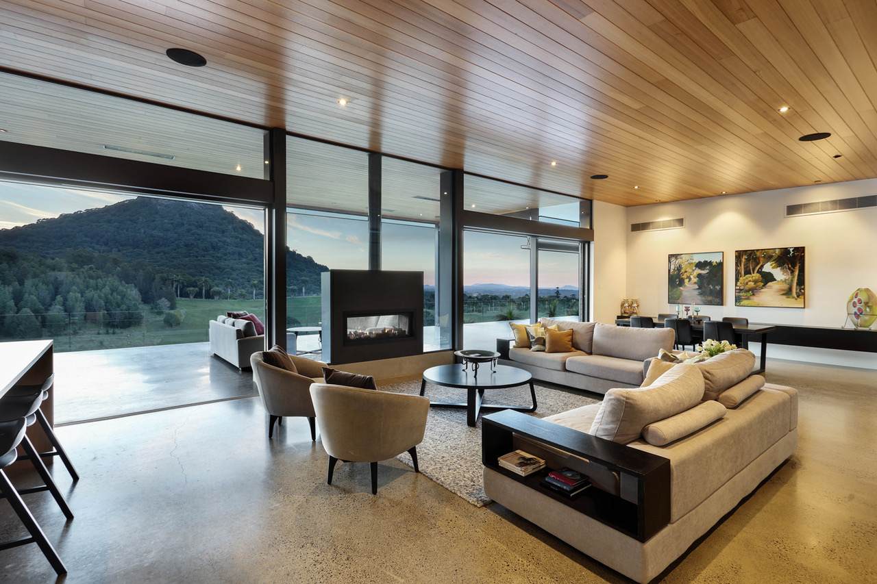 Cooroy Mountain For Sale by Farmbuy.com - image 8