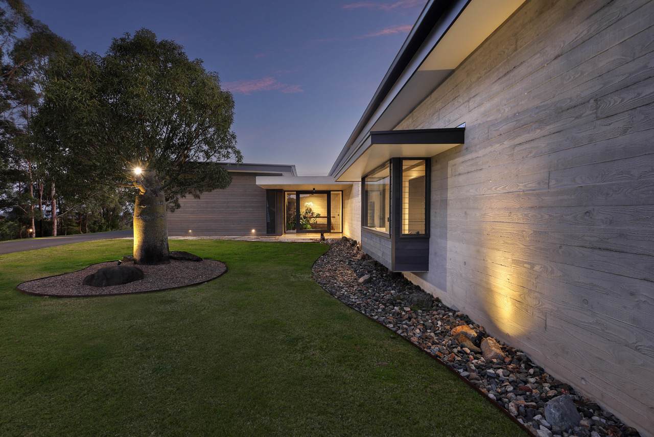 Cooroy Mountain For Sale by Farmbuy.com - image 5