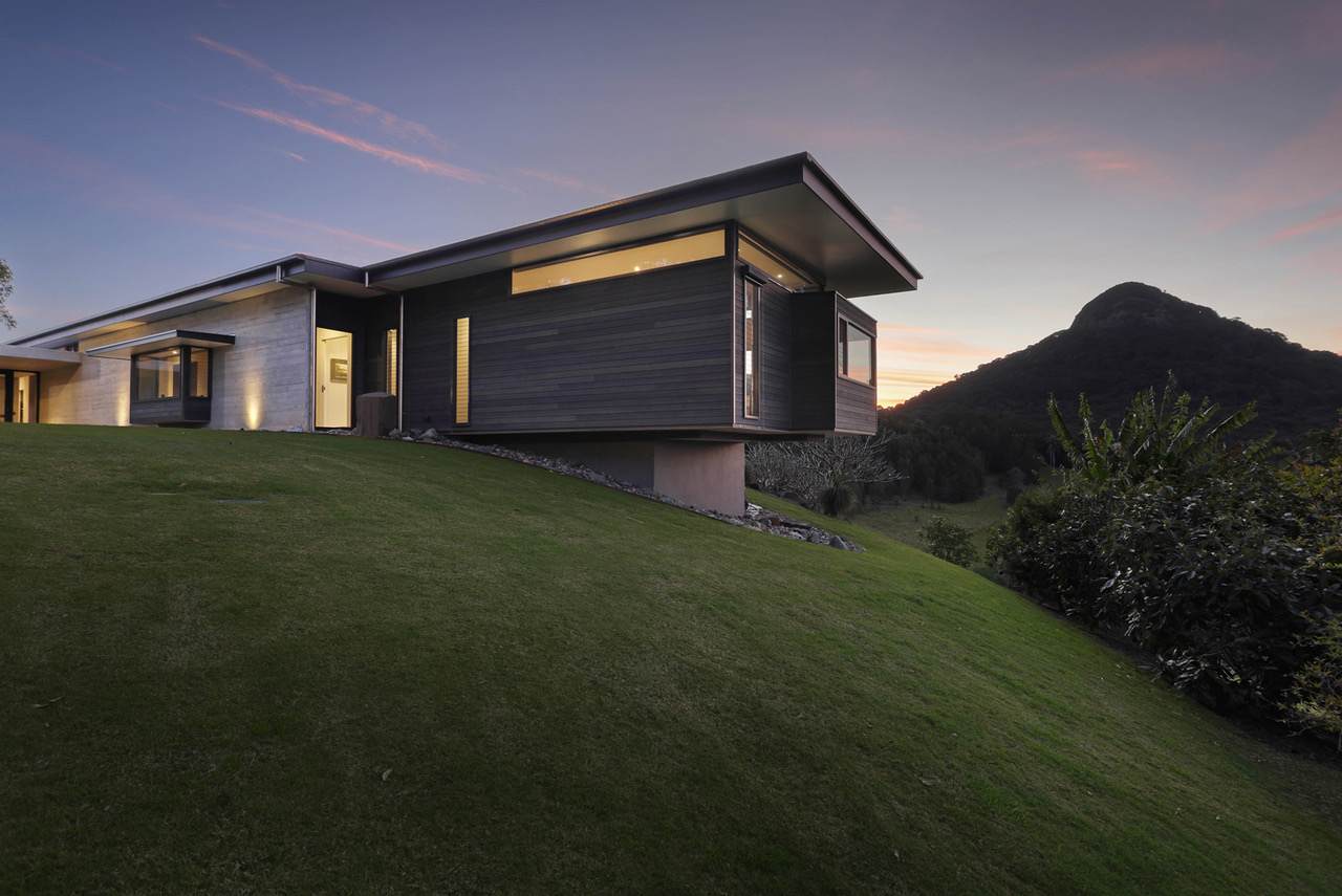 Cooroy Mountain For Sale by Farmbuy.com - image 6