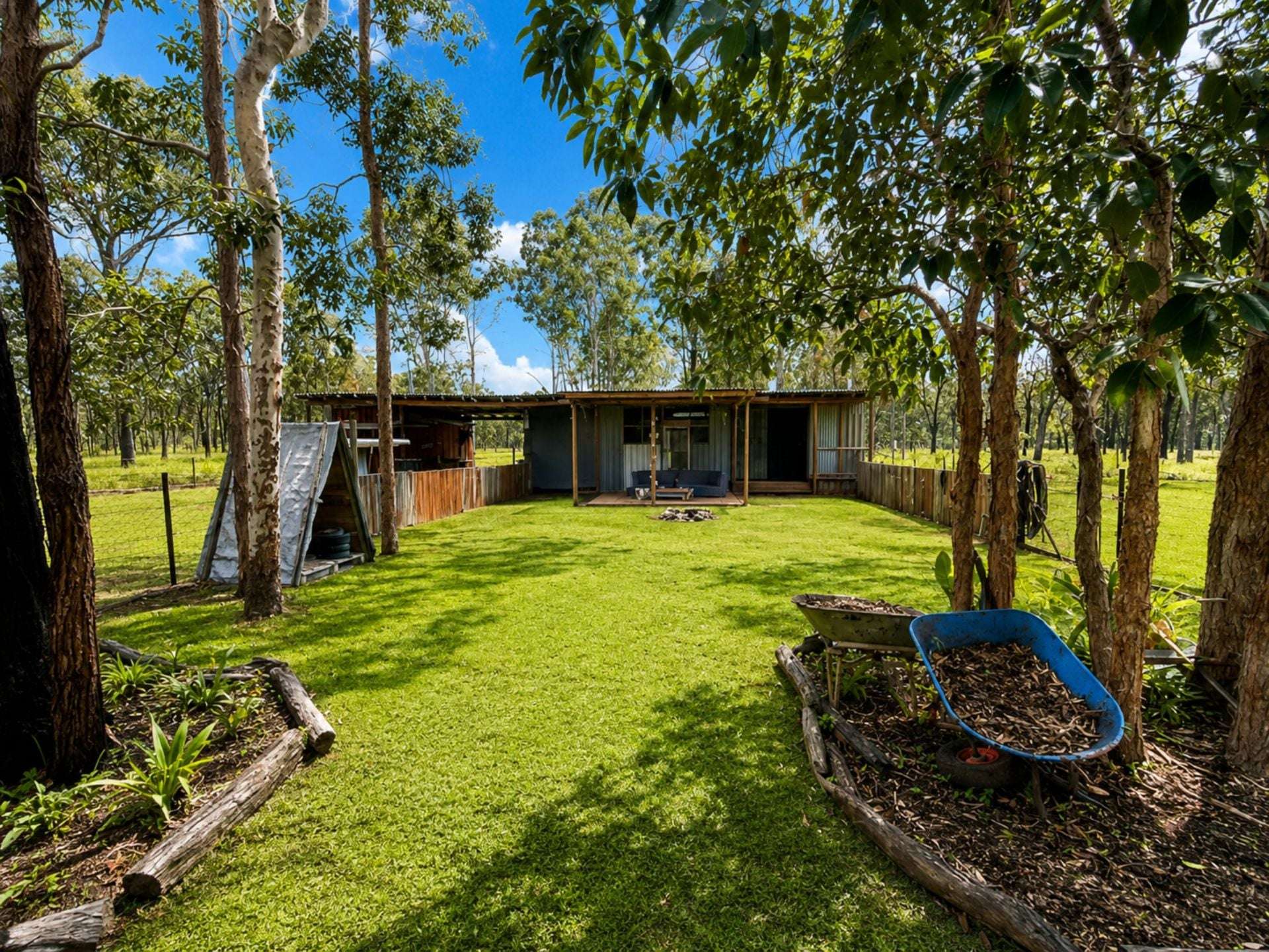 24 Dalrymple Drive, Millstream For Sale by Farmbuy.com - image 2