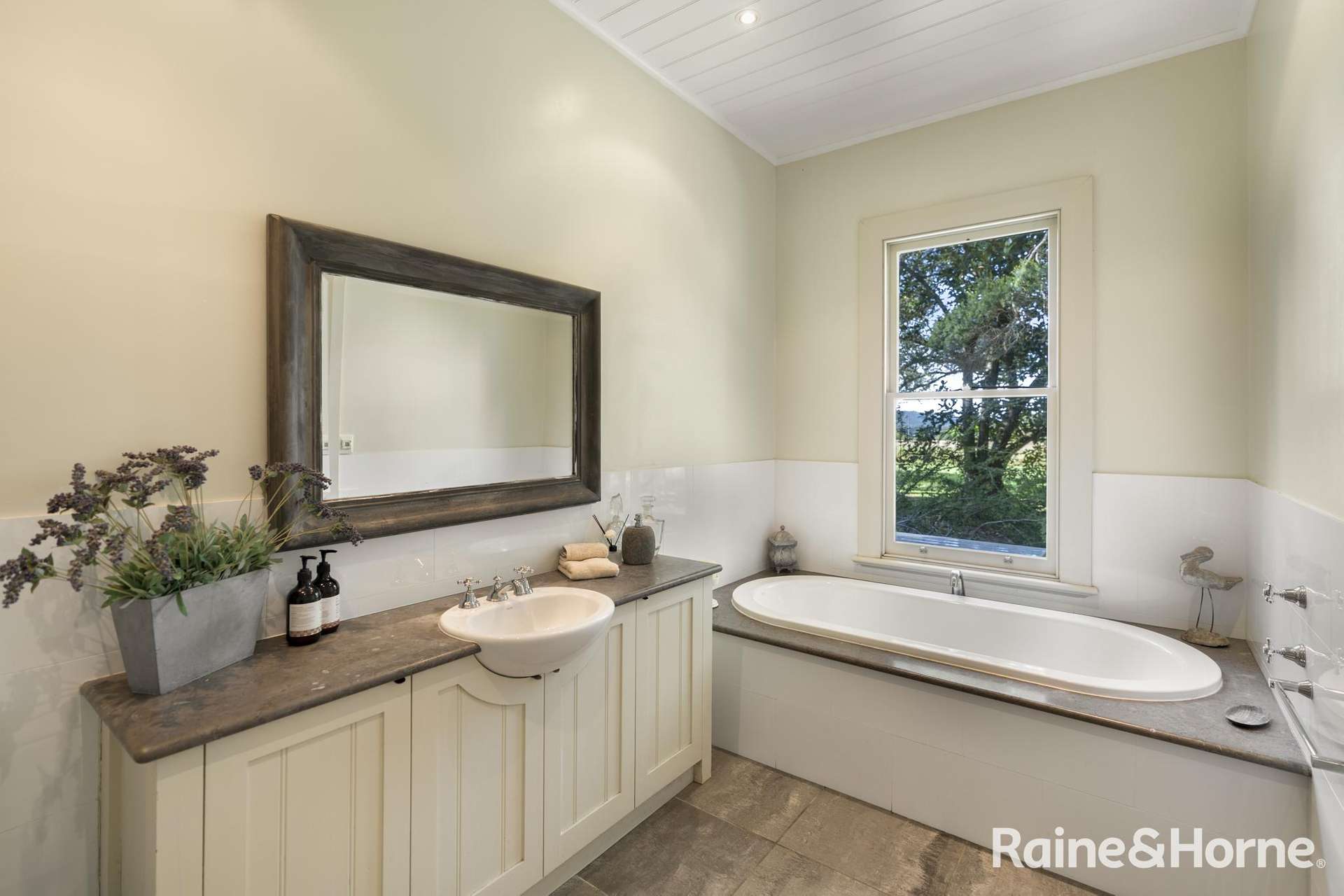 99 Bong Bong Road, Broughton Vale For Sale by Farmbuy.com - image 9
