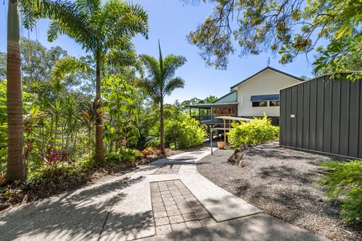 411 Hunchy Road, Hunchy QLD 4555