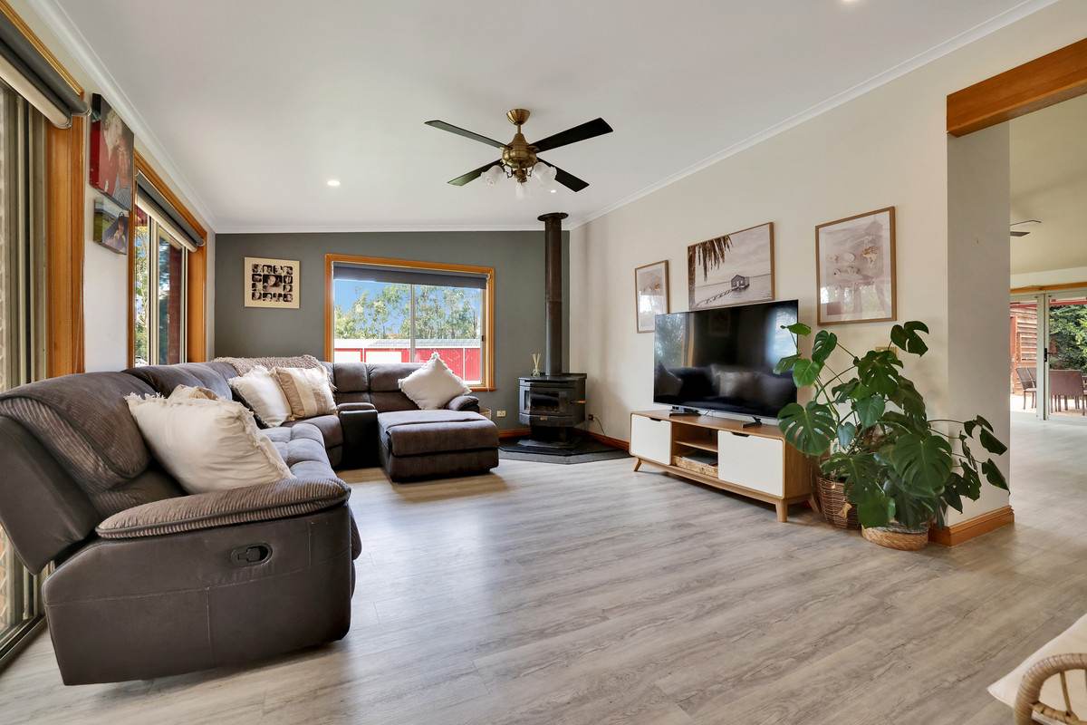 146 Mustons Lane, Heyfield For Sale by Farmbuy.com - image 3