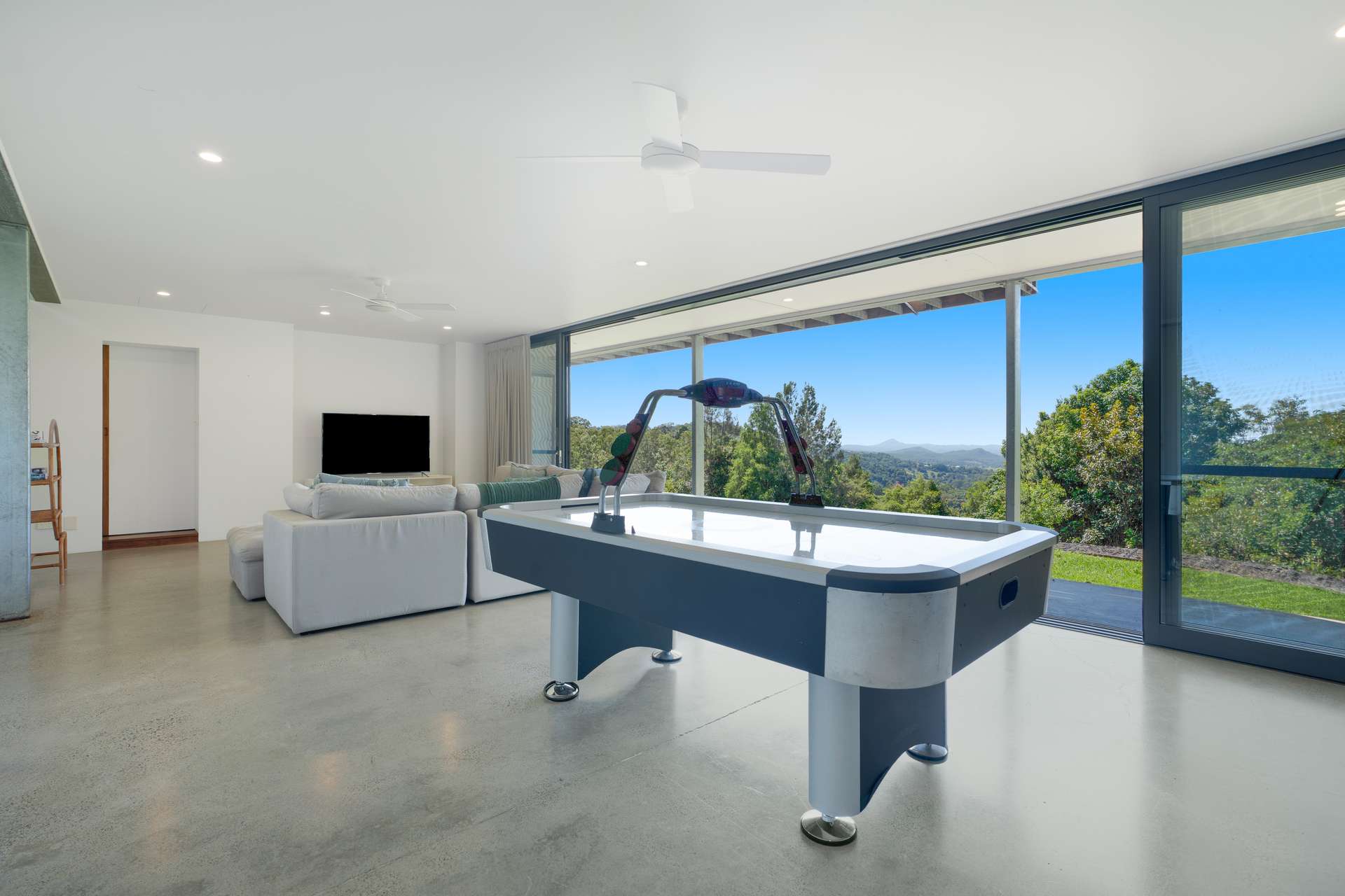 159-185 Thompson Road, Dulong For Sale by Farmbuy.com - image 28