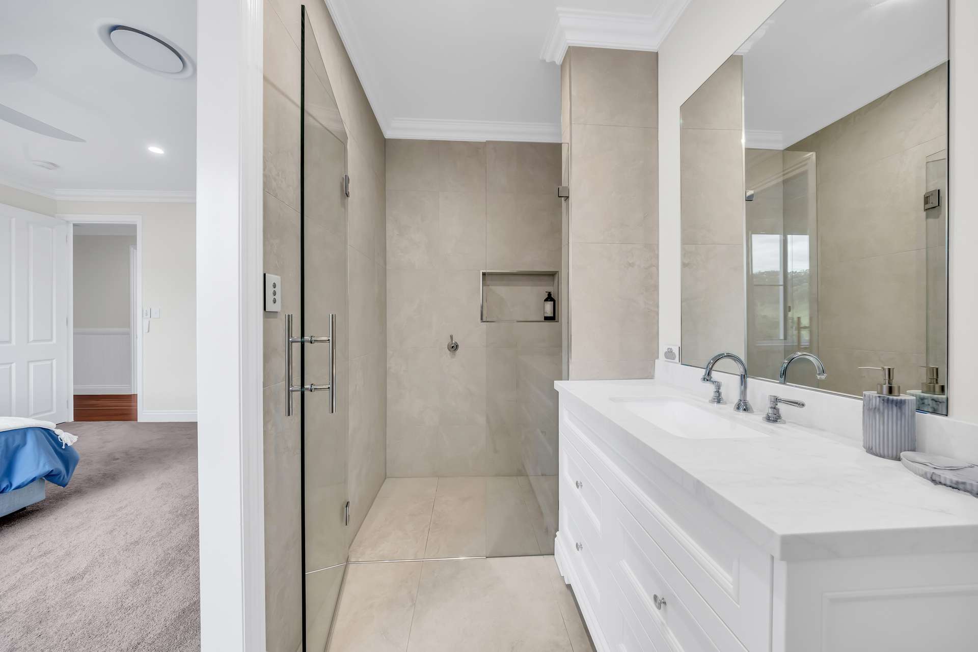 Laceys Creek For Sale by Farmbuy.com - image 32