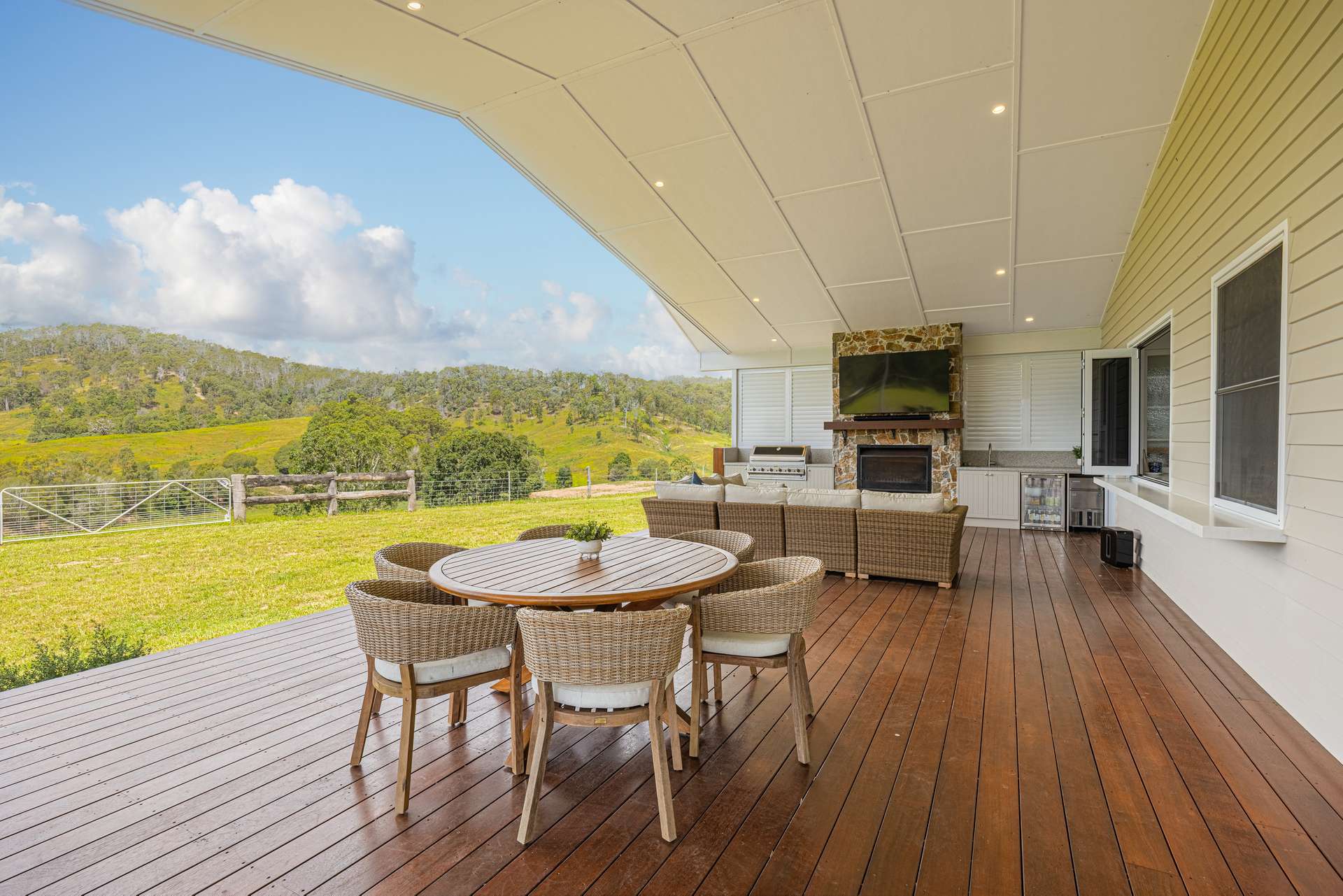 Laceys Creek For Sale by Farmbuy.com - image 27