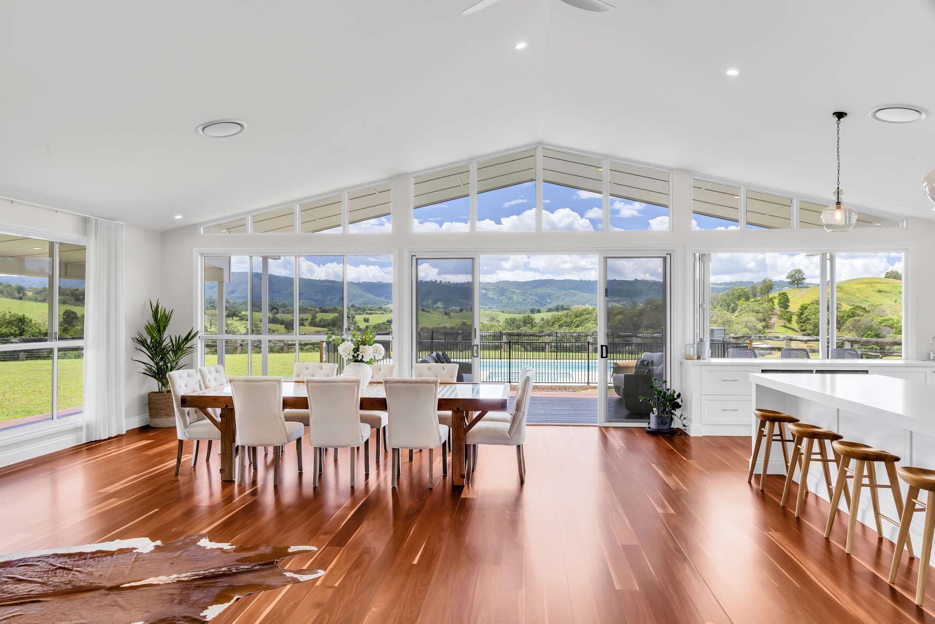 Laceys Creek For Sale by Farmbuy.com - image 9