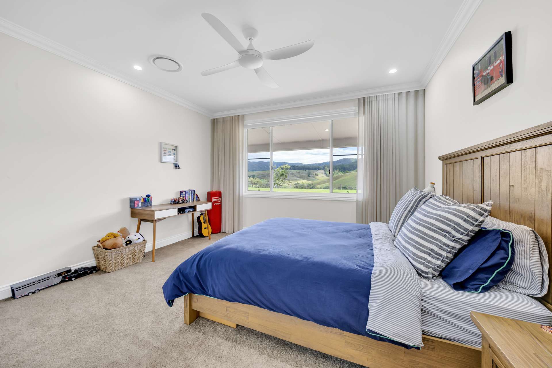Laceys Creek For Sale by Farmbuy.com - image 31