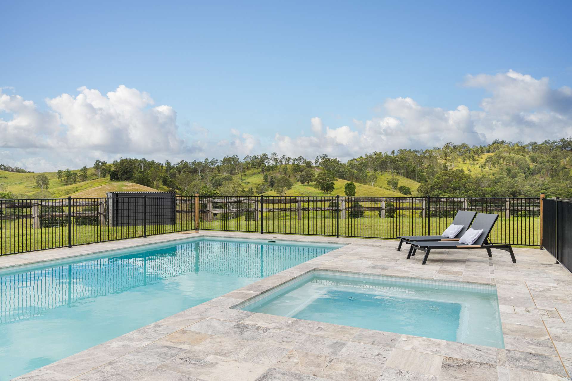 Laceys Creek For Sale by Farmbuy.com - image 16