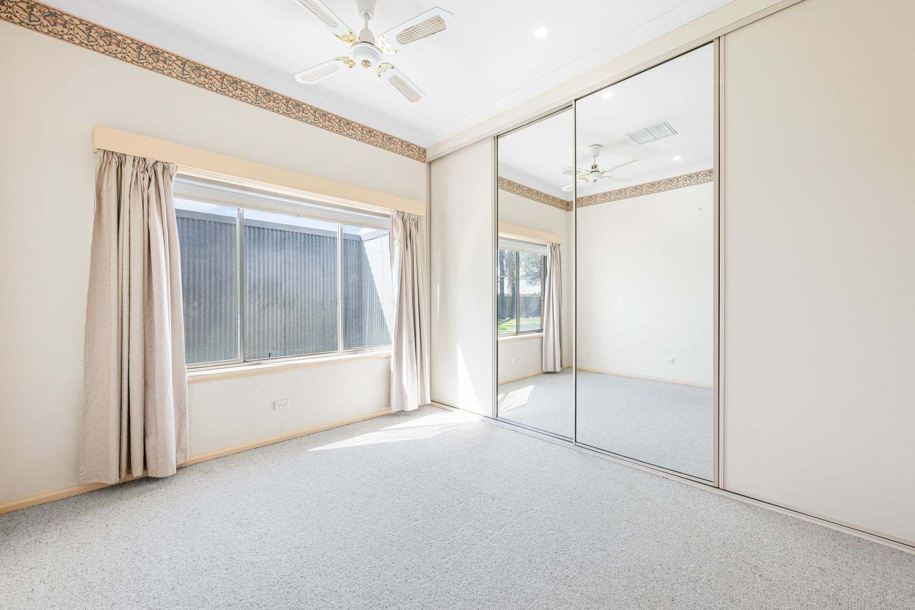 141 Paschendale Avenue, Yelta For Sale by Farmbuy.com - image 16