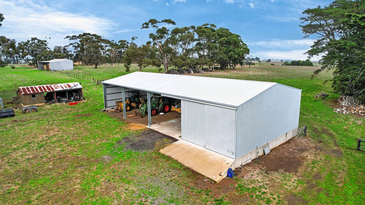 118 Byaduk-Penshurst Road, Byaduk For Sale by Farmbuy.com - image 10