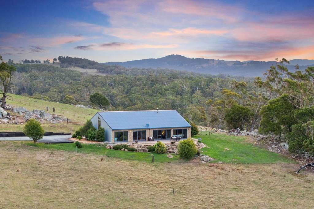 507 Harolds Cross Road, Captains Flat NSW 2623