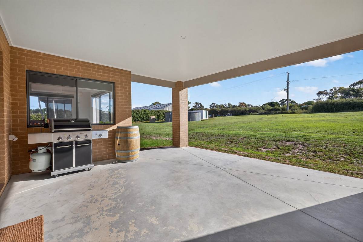 34 Cumming Drive, Longford For Sale by Farmbuy.com - image 20
