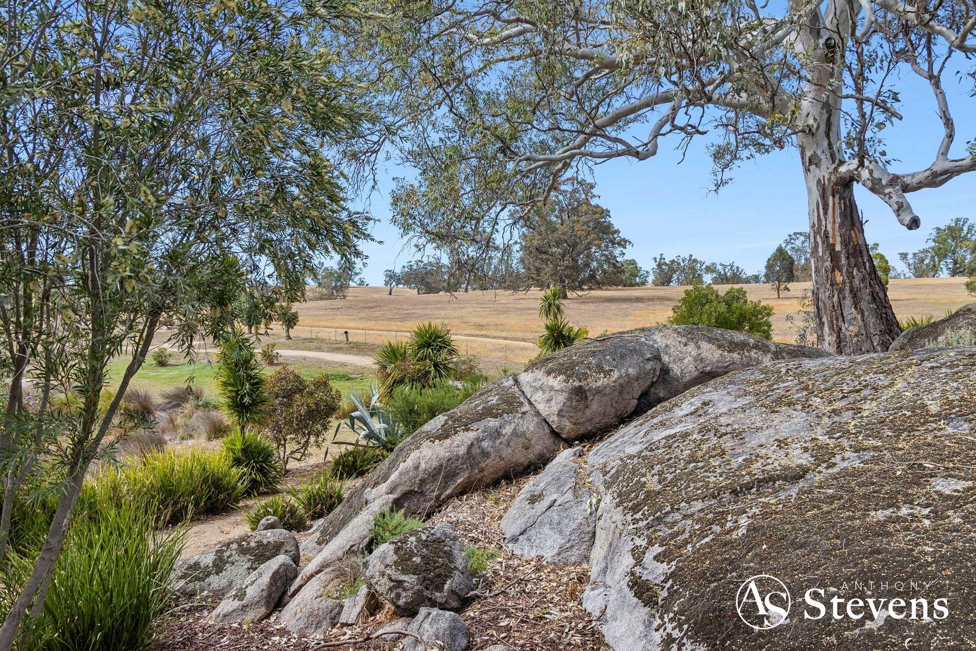 866 Coliban Park Road, Redesdale For Sale by Farmbuy.com - image 35