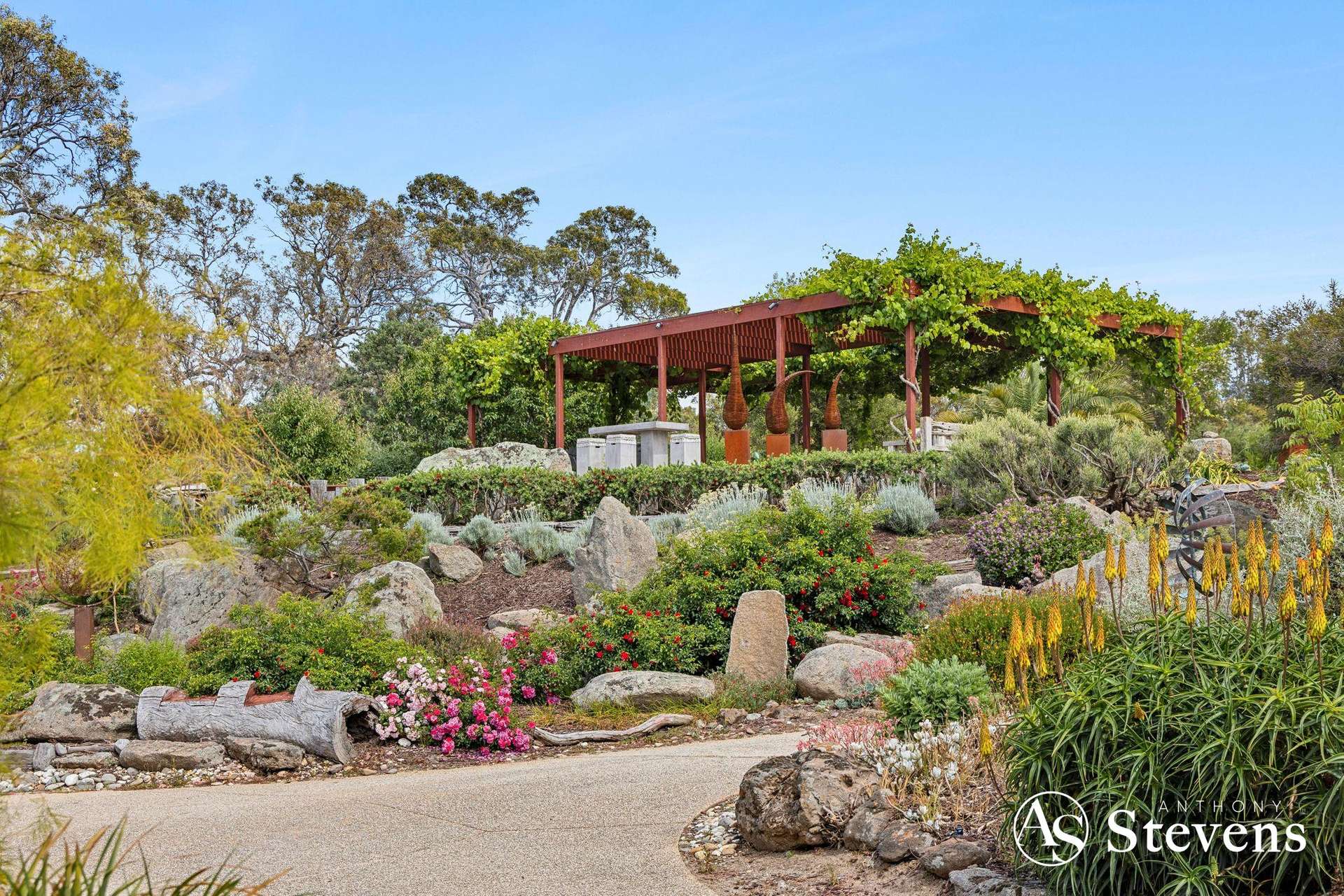 866 Coliban Park Road, Redesdale For Sale by Farmbuy.com - image 28