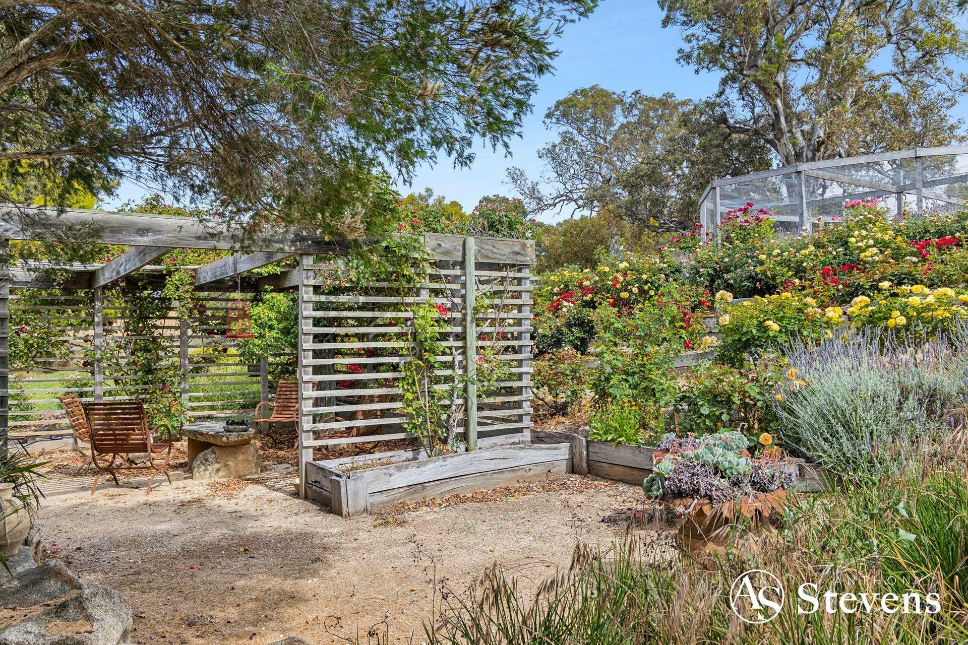 866 Coliban Park Road, Redesdale For Sale by Farmbuy.com - image 32