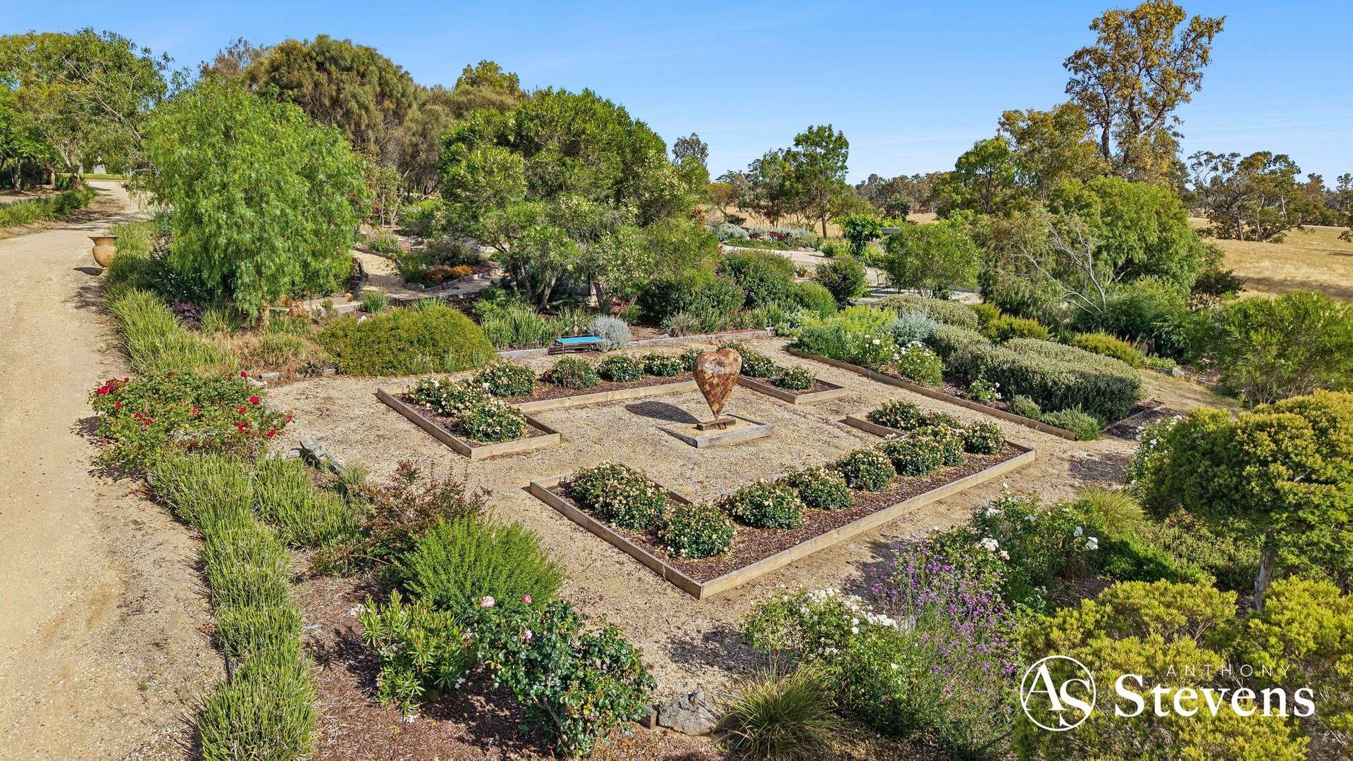 866 Coliban Park Road, Redesdale For Sale by Farmbuy.com - image 30
