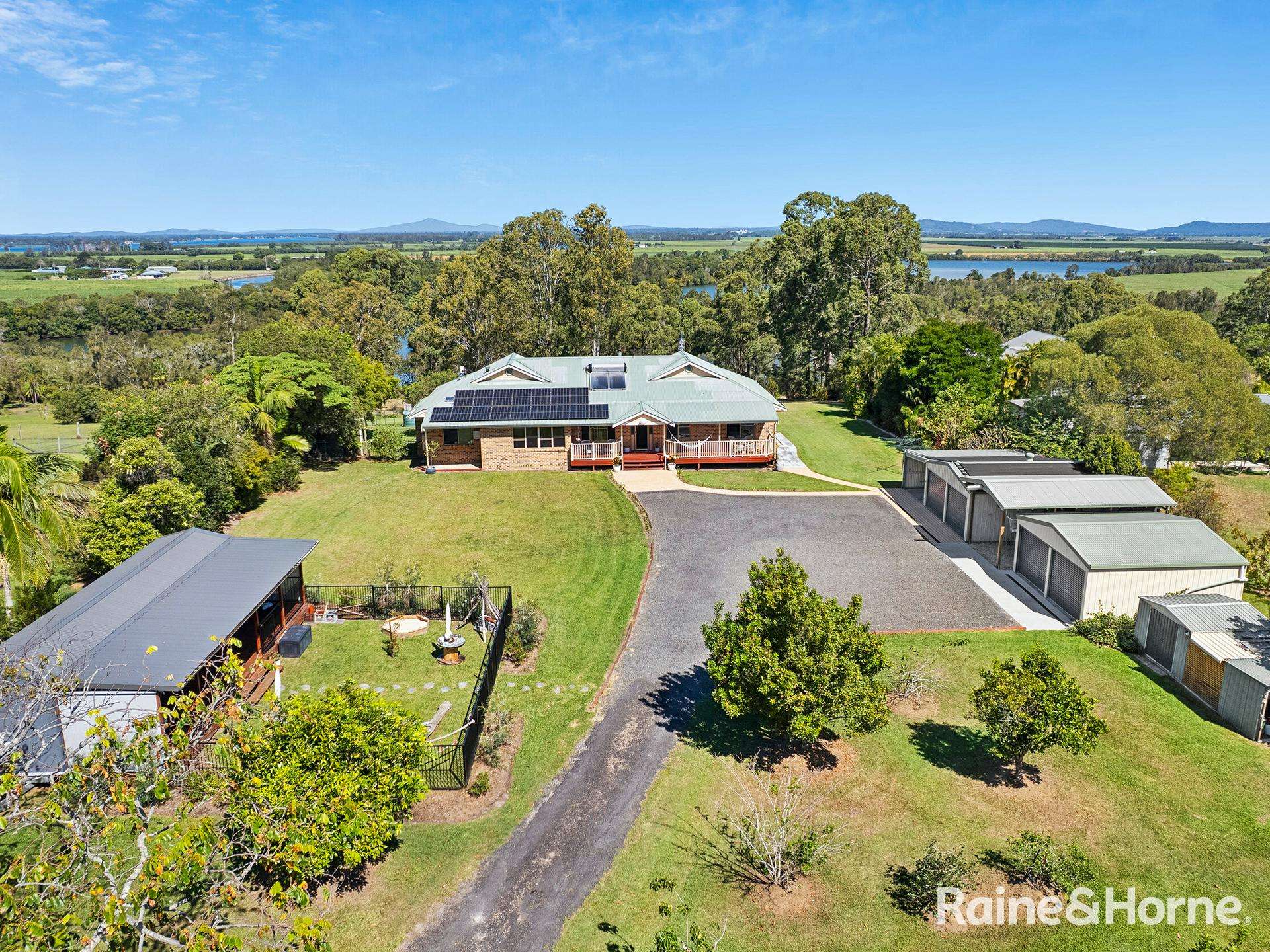 25 Waterview Crescent, Woombah For Sale by Farmbuy.com - image 2