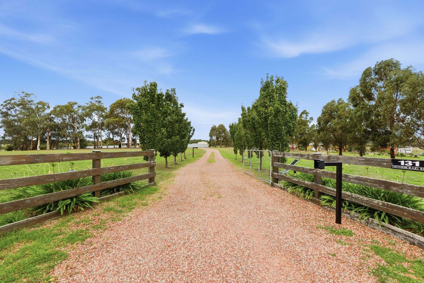 131 Nethercraig Road, Lockwood South For Sale by Farmbuy.com - image 2