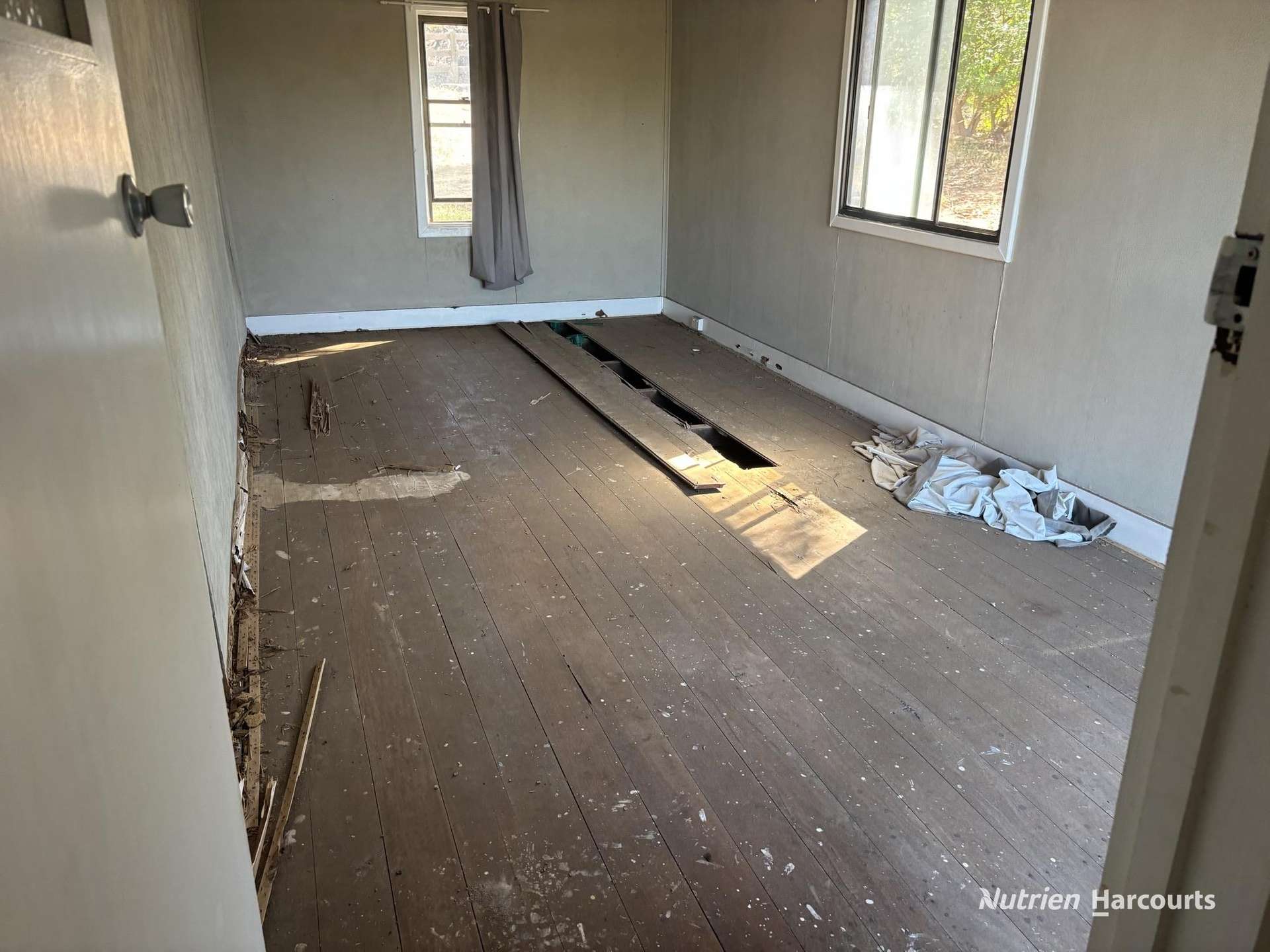 92 Robinson Street, Gingin For Sale by Farmbuy.com - image 18