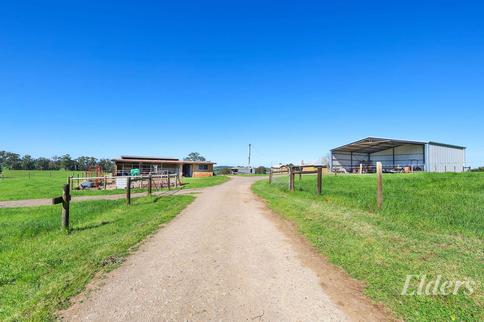 955 Lardners Track & Lot 1 East West Road, Warragul For Sale by Farmbuy.com - image 5
