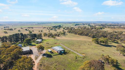 Farm Auction - NSW - Goulburn - 2580 - 7293-7295 Federal Highway, Yarra / Goulburn 