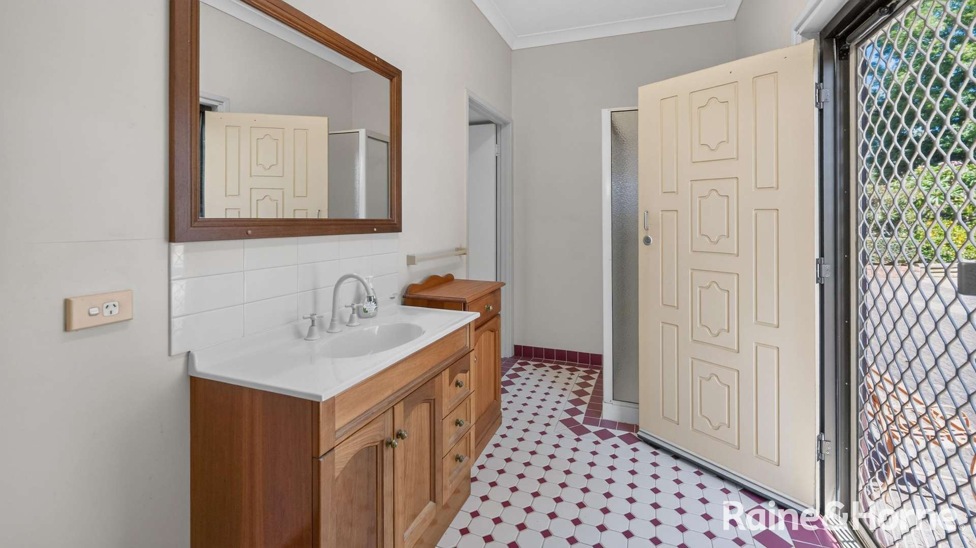 170 Tooth Street, Warwick For Sale by Farmbuy.com - image 28