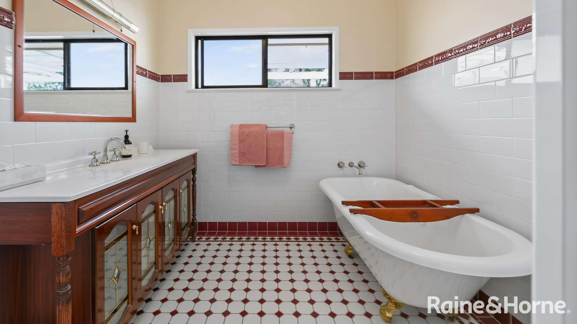 170 Tooth Street, Warwick For Sale by Farmbuy.com - image 23