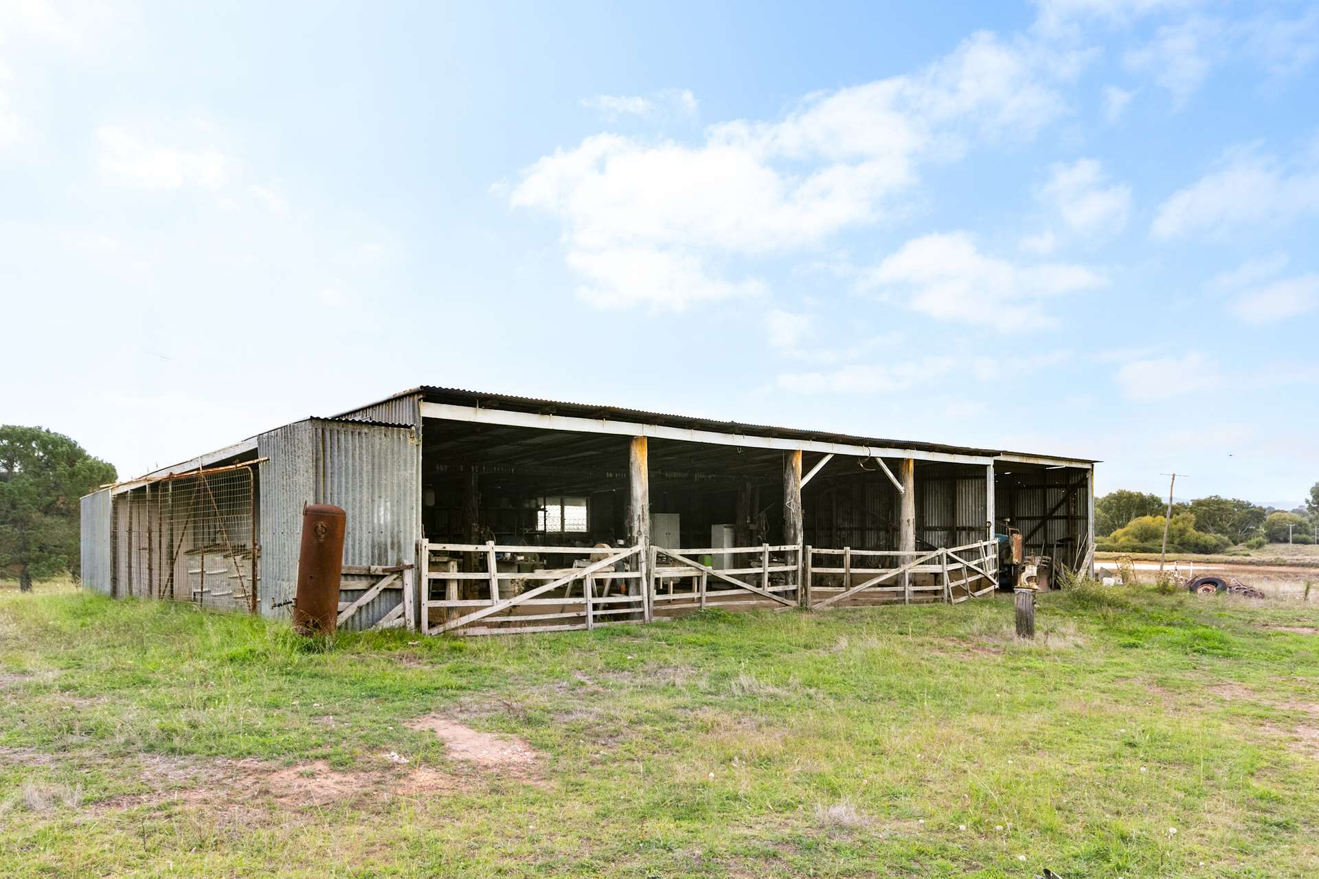 1911 Rugby Road, BEVANDALE, Crookwell For Sale by Farmbuy.com - image 9