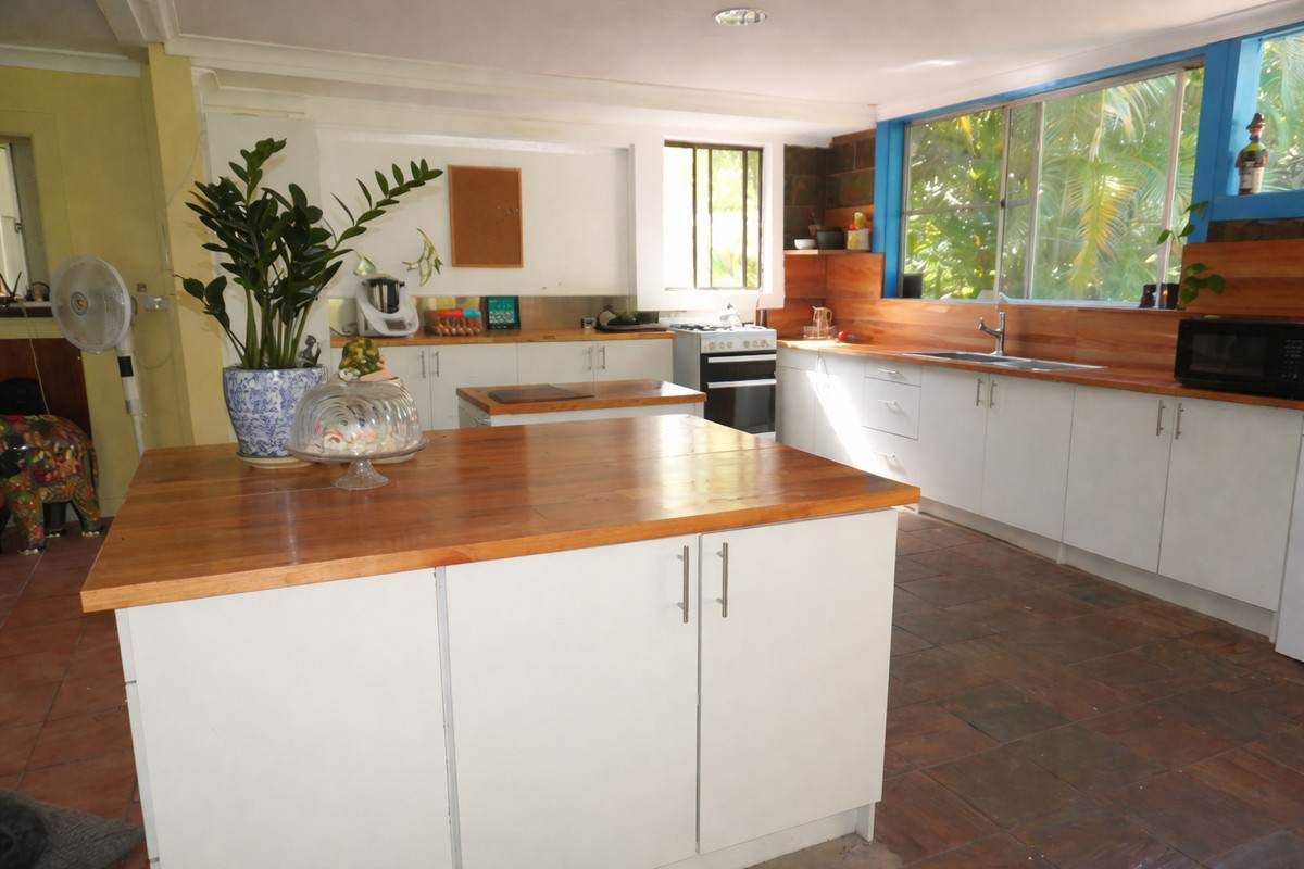 619 Bulldog Road, Bulldog For Sale by Farmbuy.com - image 6