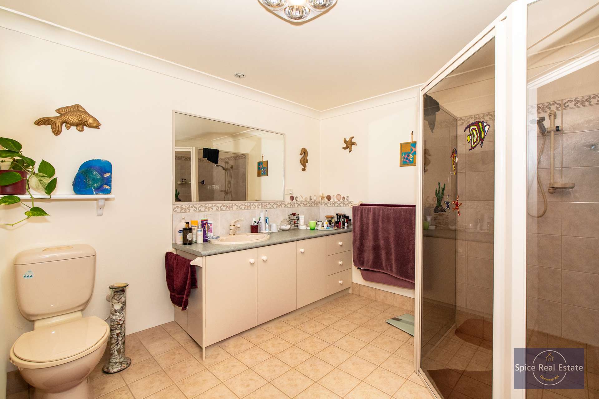 124 Sheoak Drive, Hay For Sale by Farmbuy.com - image 12