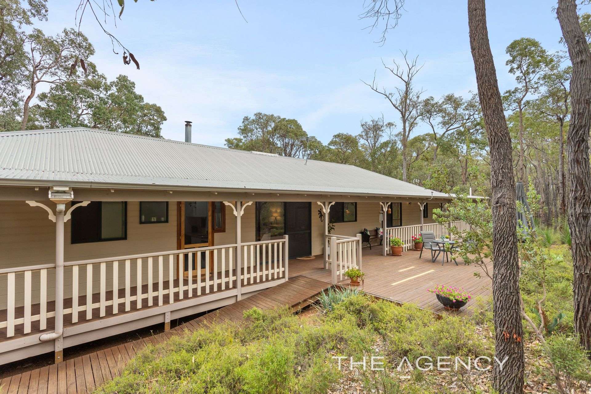 220 Tarrup Street, Chidlow For Sale by Farmbuy.com - image 1