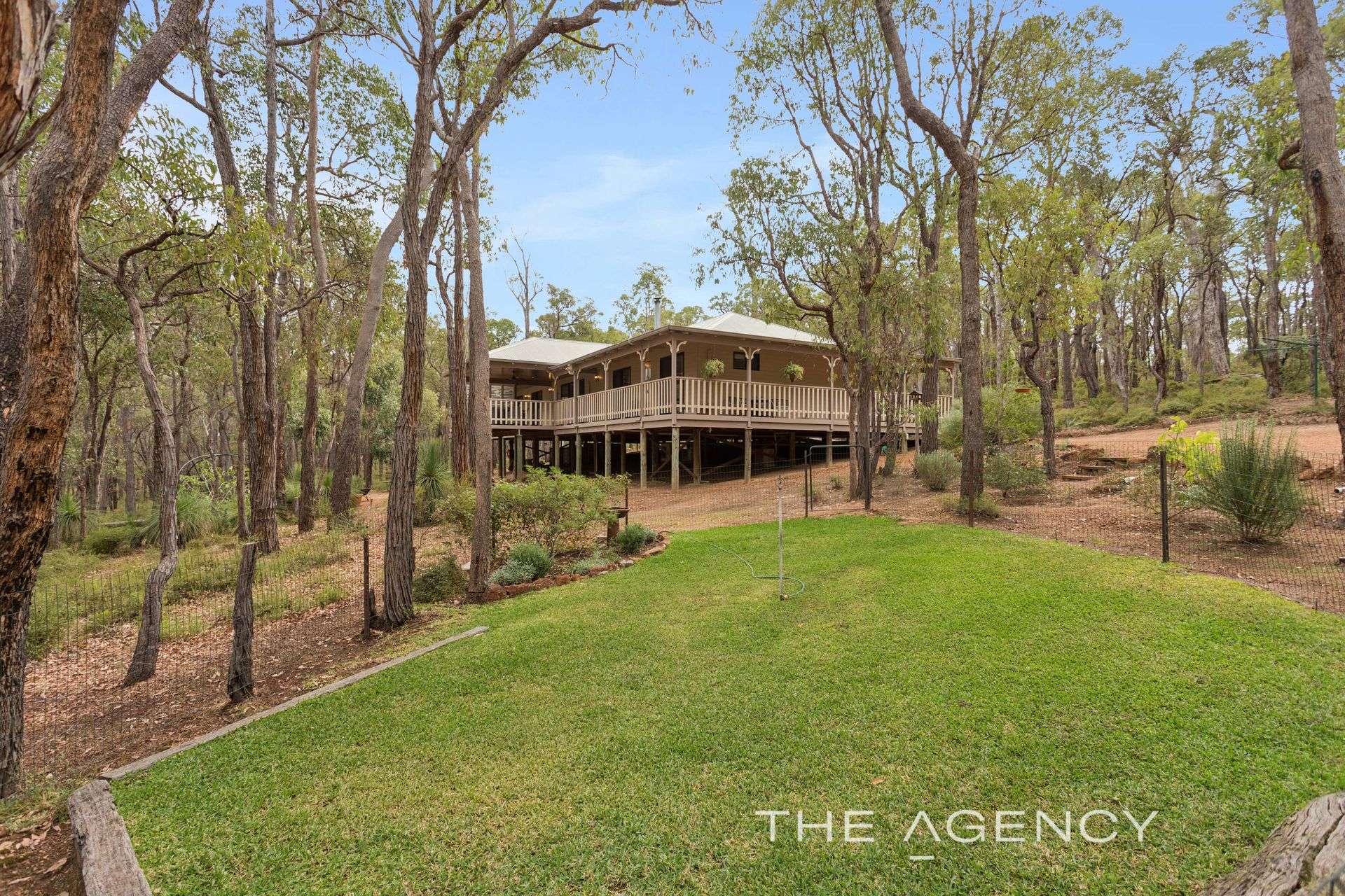 220 Tarrup Street, Chidlow For Sale by Farmbuy.com - image 2