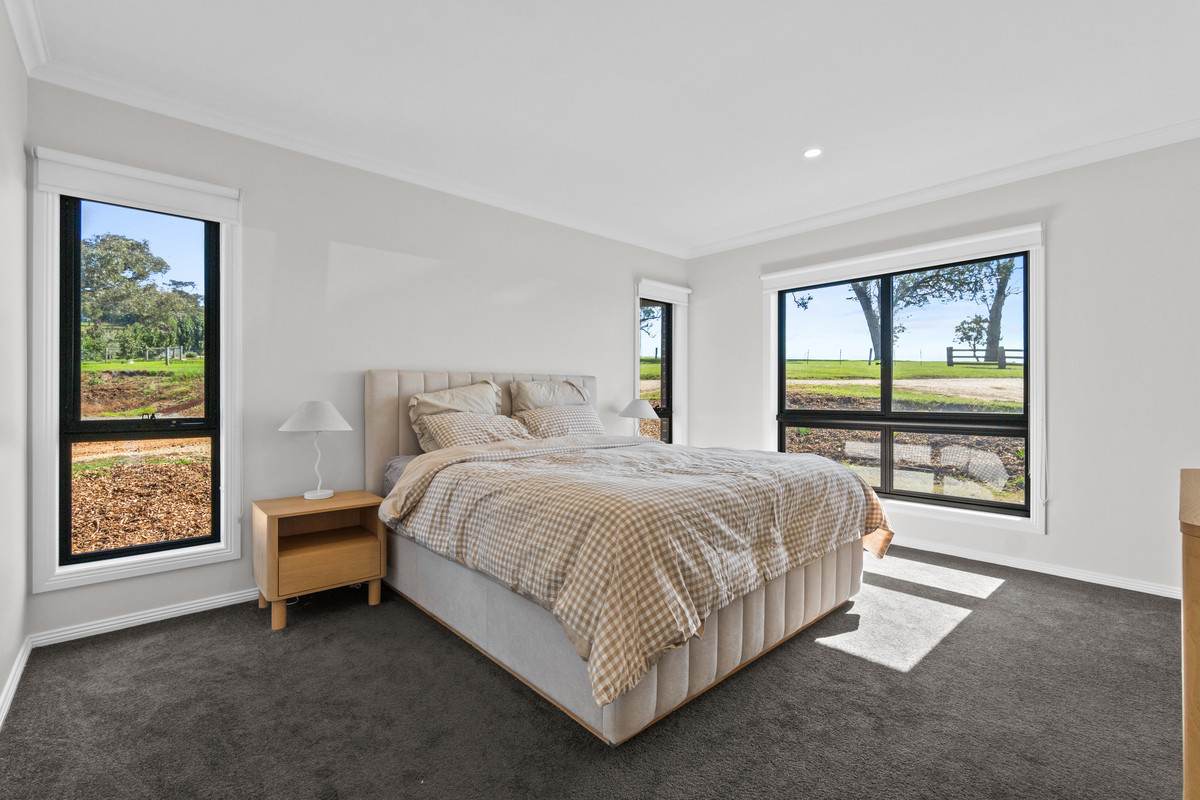 1227 Heyfield-Seaton Road, Seaton For Sale by Farmbuy.com - image 4