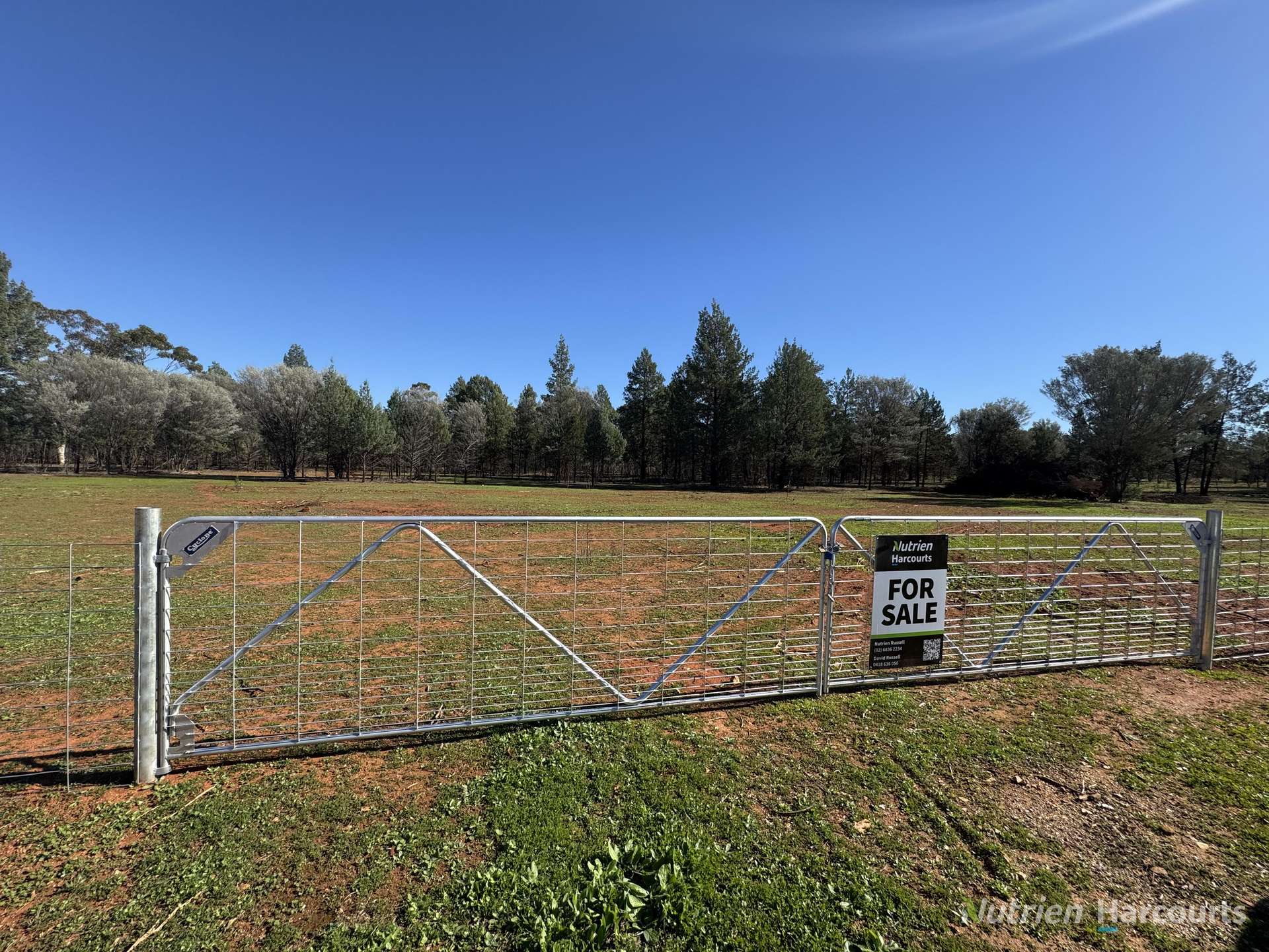 27 Singleton Drive, Cobar For Sale by Farmbuy.com - image 2