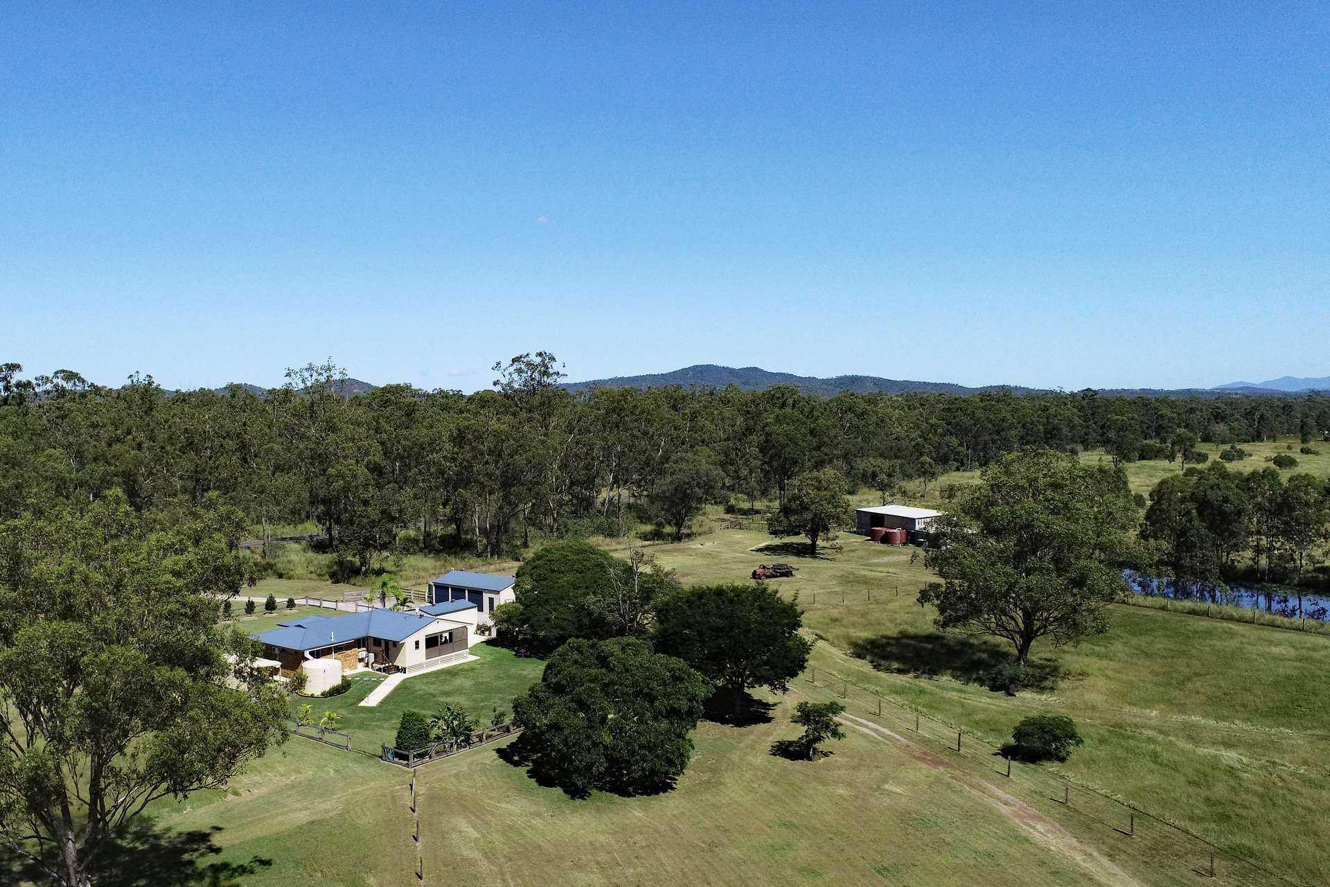 2956 Dawson Highway, Calliope For Sale by Farmbuy.com - image 11