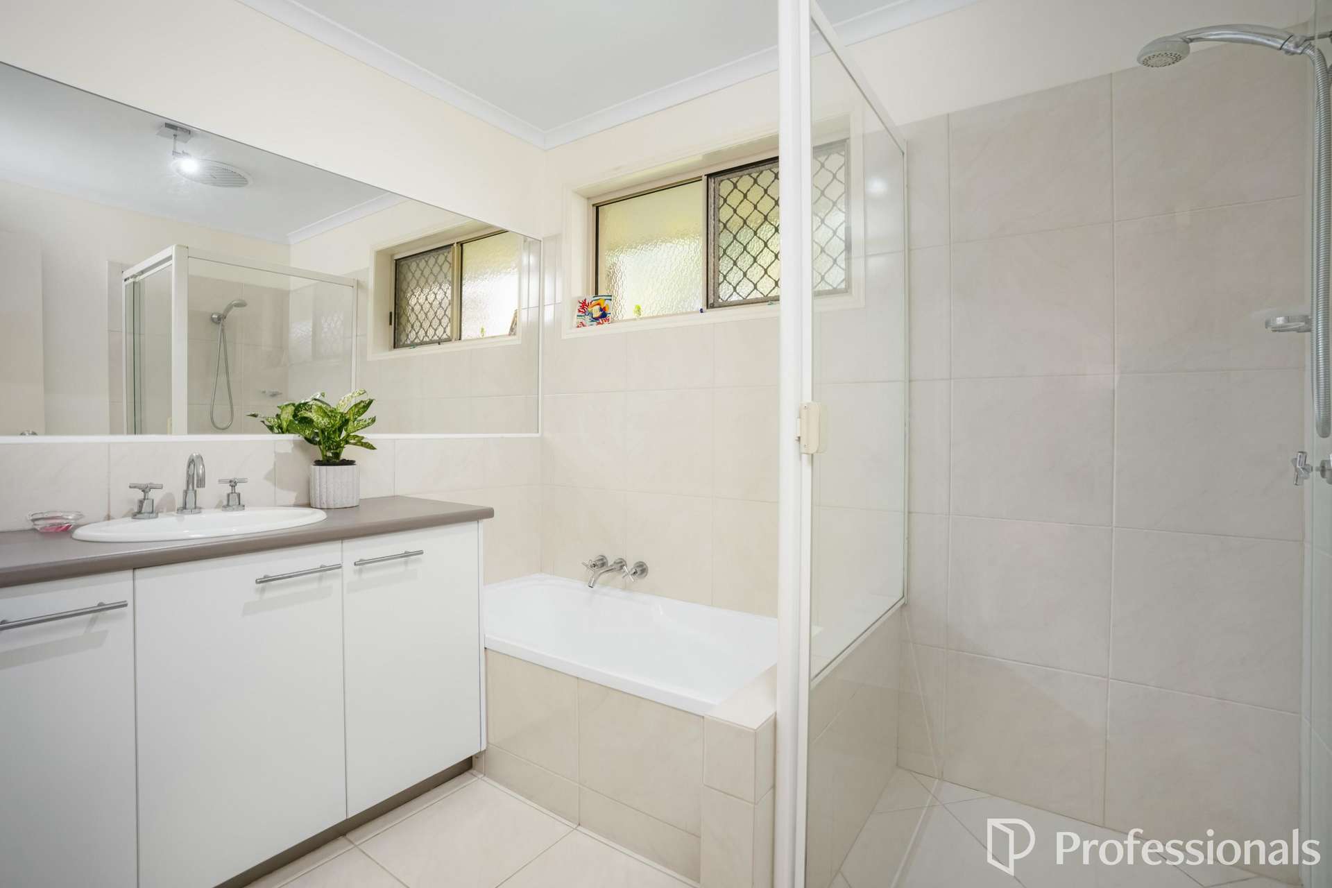 34 Lillis Road, Victory Heights For Sale by Farmbuy.com - image 17