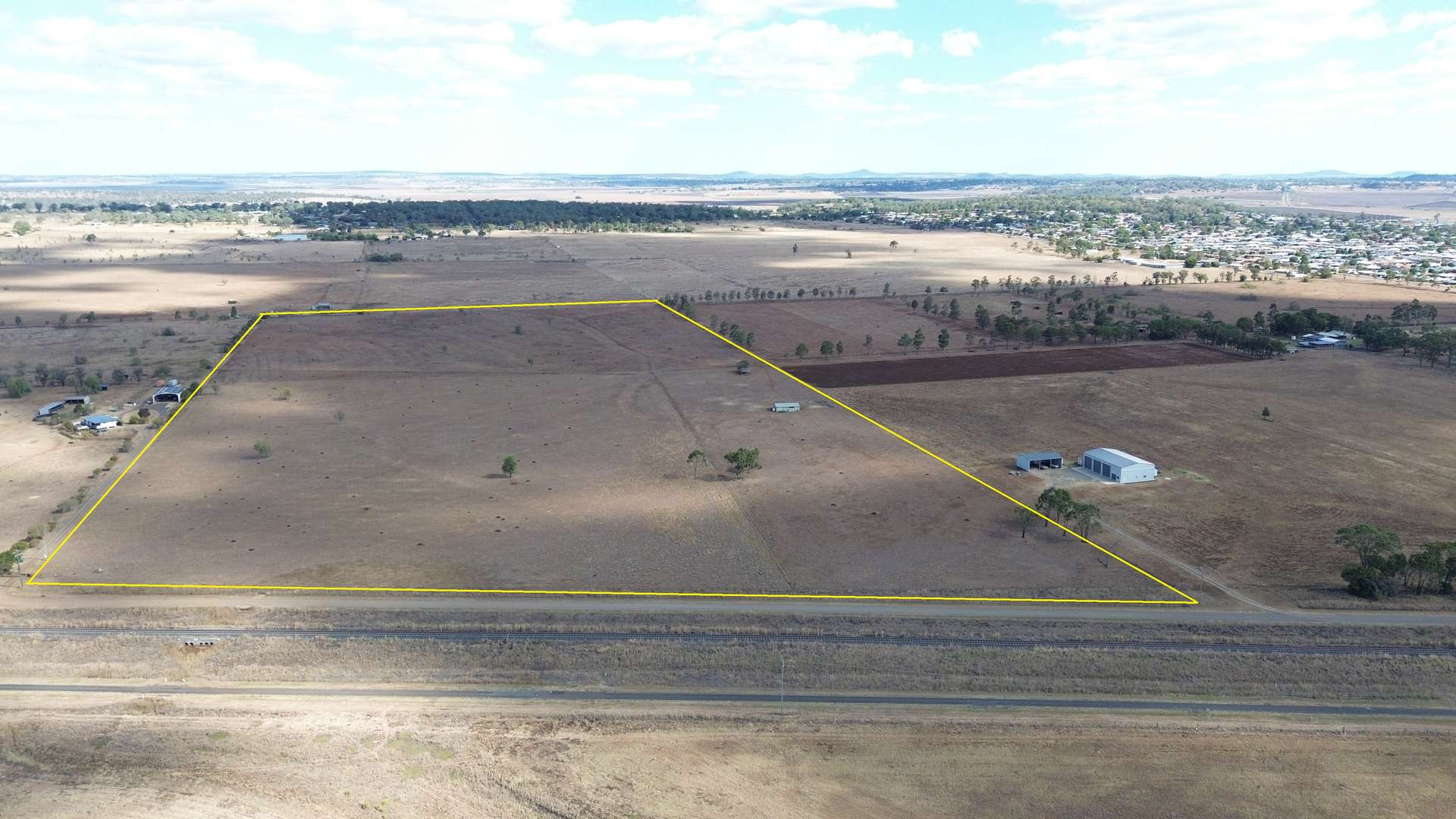 Lot 3 T Moore Road, Oakey For Sale by Farmbuy.com - image 1