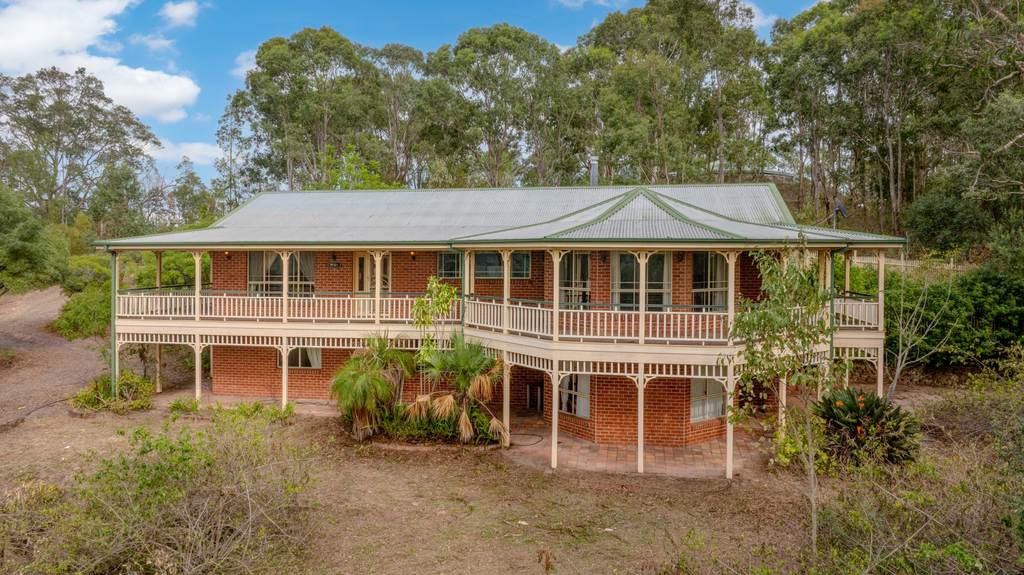 2 Reservoir Road, Dungog NSW 2420