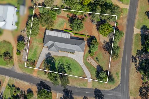 1 Windemere Avenue, Dubbo NSW 2830