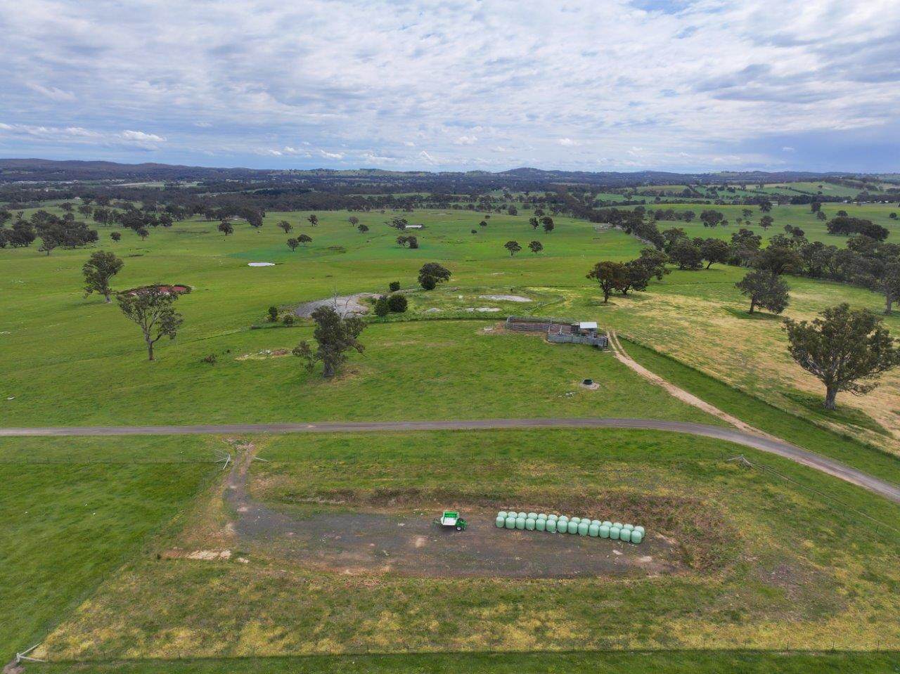 230 Metcalfe-Elphinstone Road, Elphinstone For Sale by Farmbuy.com - image 8